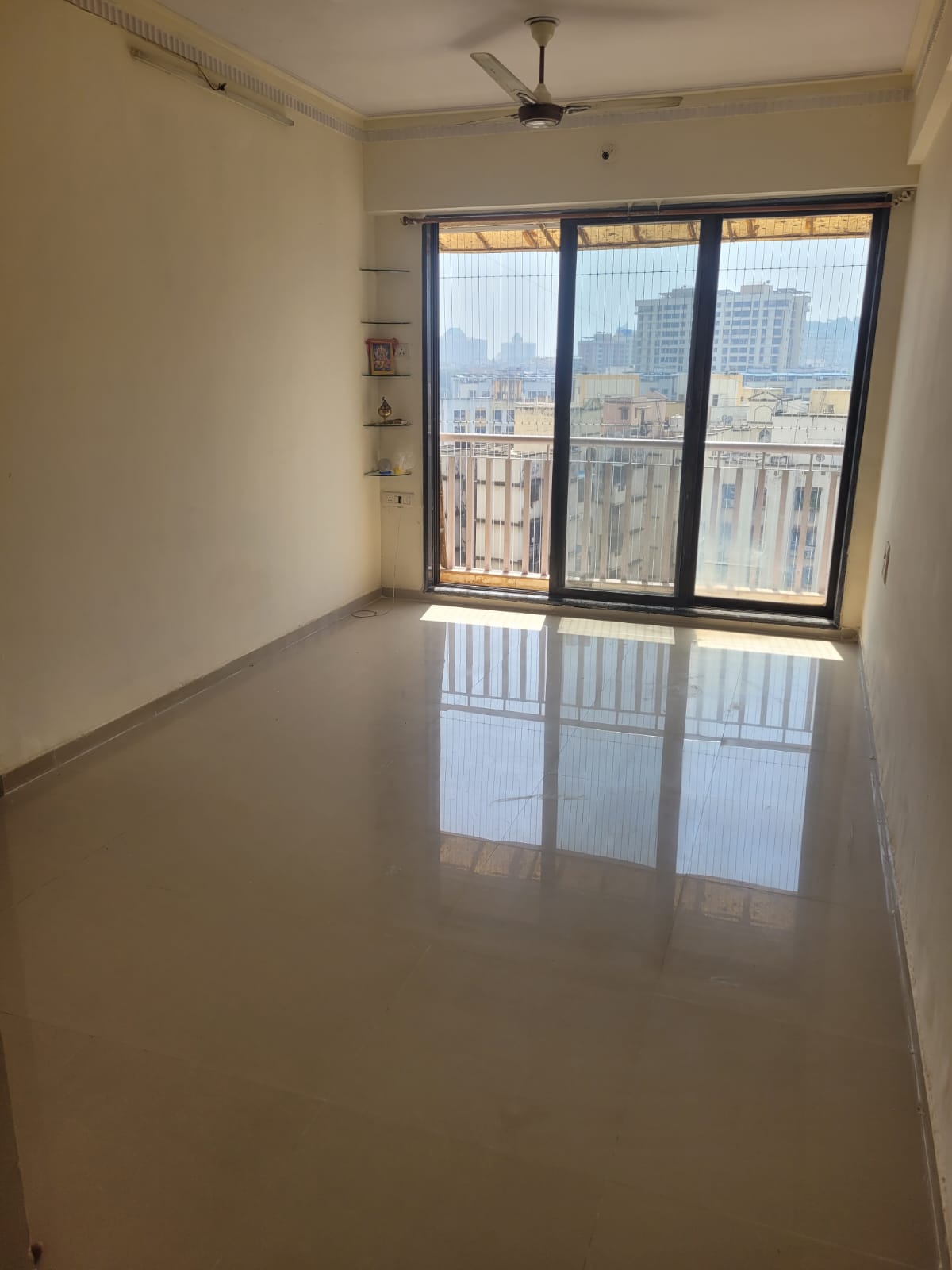 2 BHK + Servant Room Apartment For Sale in Sagar Residency Thane