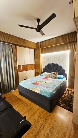 Bedroom in 2.5 BHK Apartment at Prateek Laurel, Sector 120 – for Sale