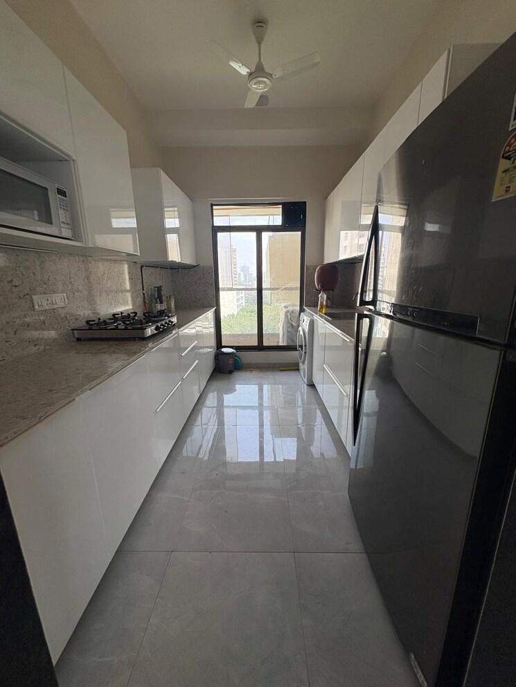 undefined, sadanand-building 2.5 Bedroom 1100 Sq.Ft. Apartment In Dadar West Mumbai 9363583