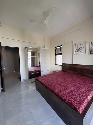 Bedroom in 2.5 BHK Apartment at Sadanand Building, Dadar West – for Rent