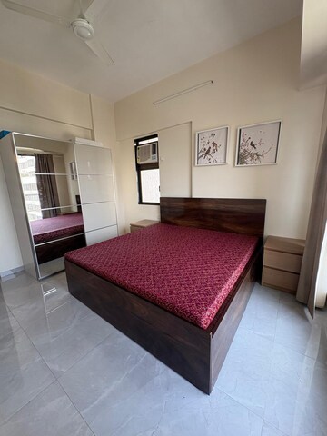 Bedroom in 2.5 BHK Apartment at Sadanand Building, Dadar West – for Rent