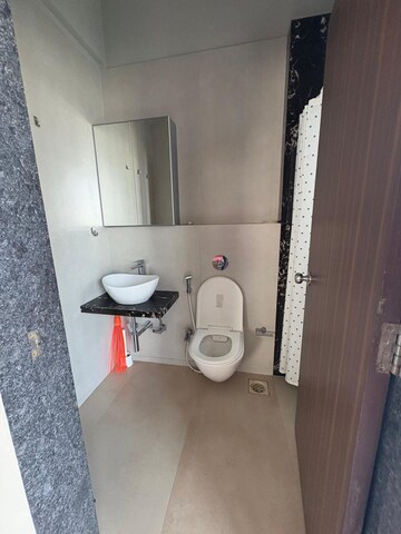 Bathroom in 2.5 BHK Apartment at Sadanand Building, Dadar West – for Rent