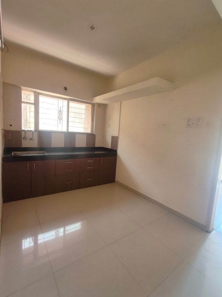 Room, lakshadeep-palace 1.5 Bedroom 600 Sq.Ft. Apartment In Pimple Saudagar Pune 9363568