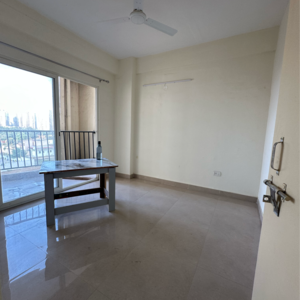 Room in 2.5 BHK Apartment at GLS Crown Avenue, Sector 92 – for Rent