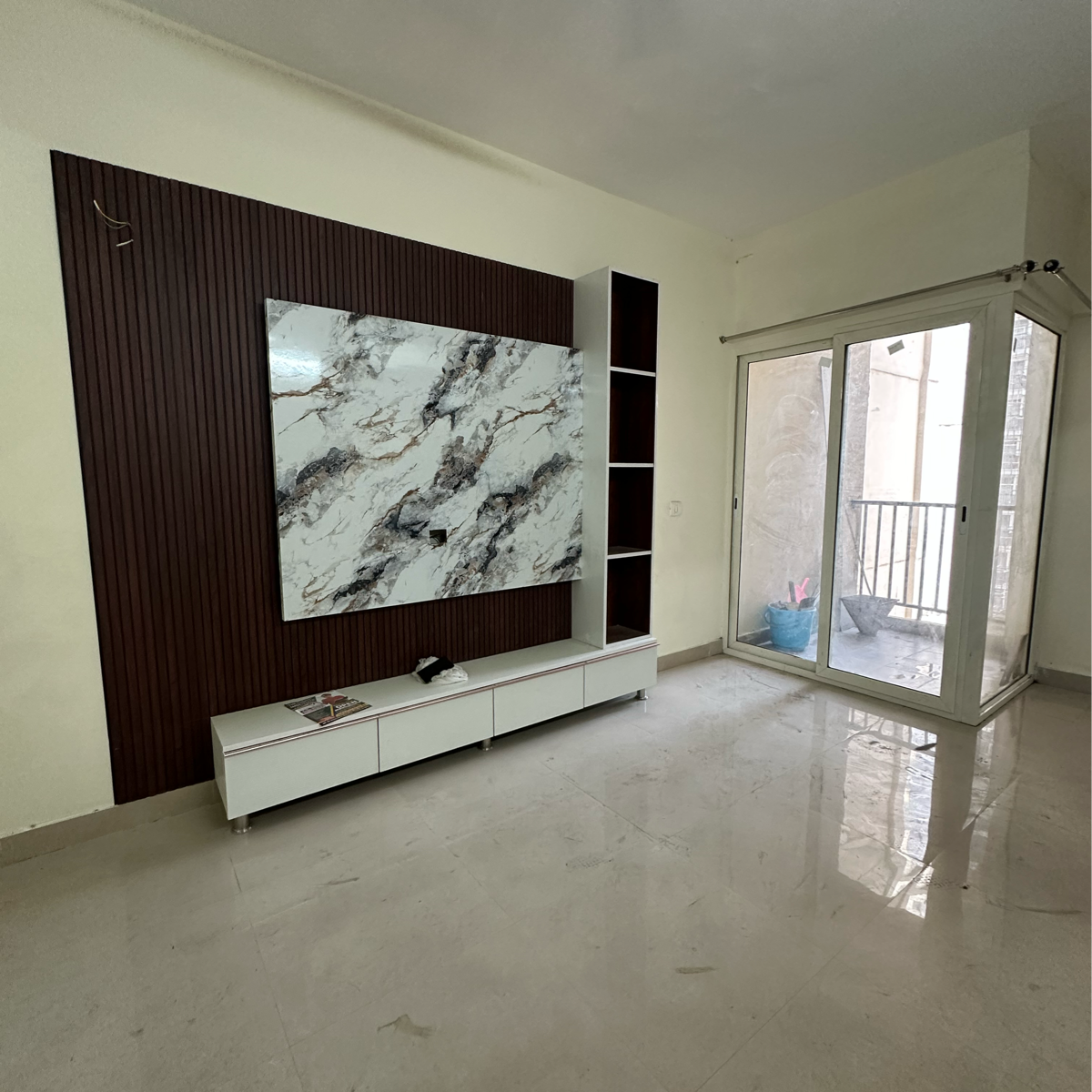 2.5 BHK + Study Room Apartment For Rent in GLS Crown Avenue