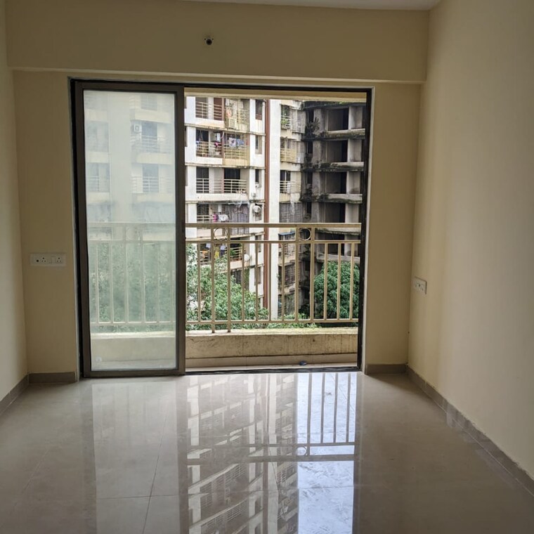 Room, rosa-manhattan 3 Bedroom 897 Sq.Ft. Apartment In Anu Nagar Thane 9363593