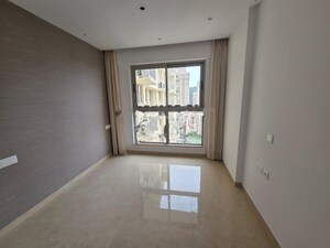 2 BHK Apartment For Rent in RNA NG Eclat, Andheri West