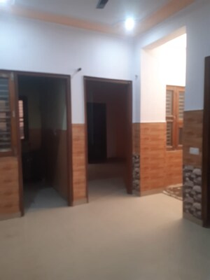 Room in 2 BHK Builder Floor at Vasundhara Sector 1 – for Rent