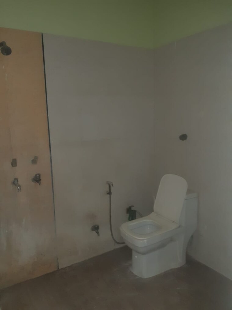 Bathroom, vasundhara sector 1 2 Bedroom 950 Sq.Ft. Builder Floor In Vasundhara Sector 1 Ghaziabad 9363613