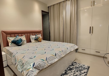 Bedroom in 1 BHK Builder Floor at Sector 52 – for Rent