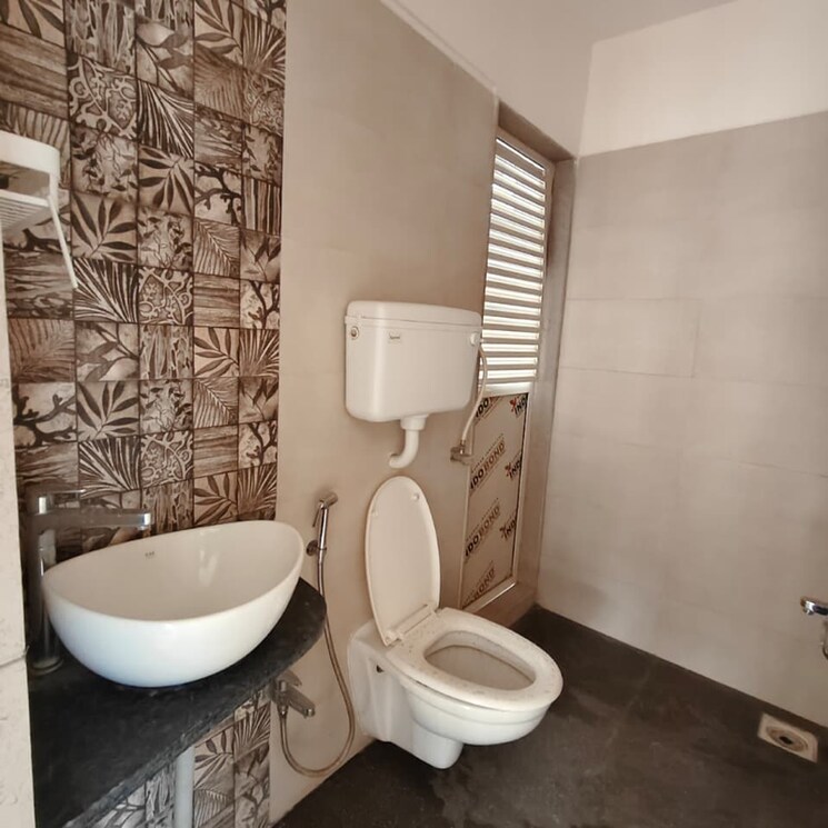 Bathroom, hiranandani-estate 3 Bedroom 1450 Sq.Ft. Apartment In Hiranandani Estate Thane 9363699
