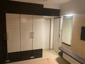 Room in 3.5 BHK Apartment at AP Panchritu, Powai – for Sale