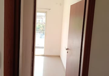 Building Lobby in 3 BHK Villa at Pride Purple Five Gardens, Rahatani – for Rent
