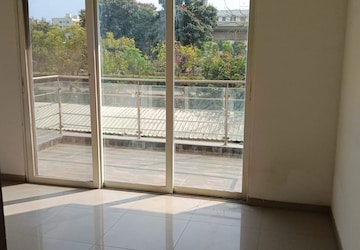 Room in 3 BHK Villa at Pride Purple Five Gardens, Rahatani – for Rent