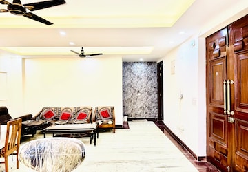 Bedroom in 3 BHK Builder Floor at Vipul World Floors, Sector 48 – for Rent