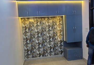 Bedroom in 2 BHK Builder Floor at Uttam Nagar – for Sale