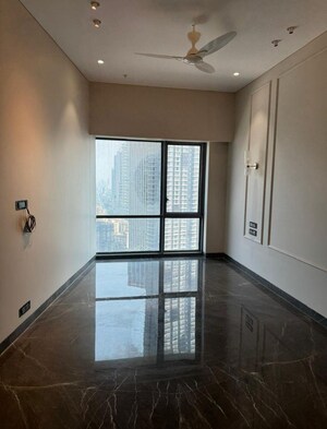 Room in 4 BHK Apartment at Lodha The World Towers World One Tier 2, Worli – for Rent