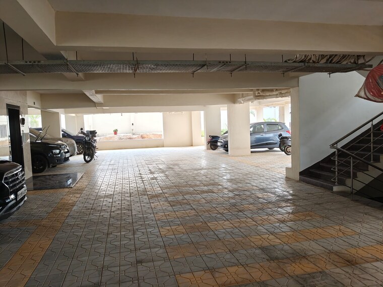  Parking, paramount-hill-county 3 Bedroom 1805 Sq.Ft. Apartment In Kondapur Hyderabad 9363801