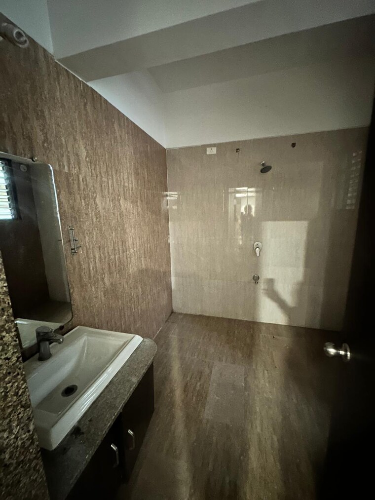 Bathroom, kolte-patil-life-republic 3.5 Bedroom 3500 Sq.Ft. Villa In Hinjewadi Pune 9363876