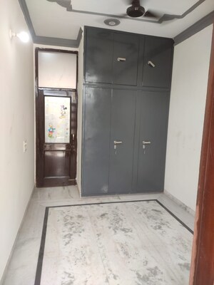 Building Lobby in 6 BHK Villa at Sector 19 – for Sale