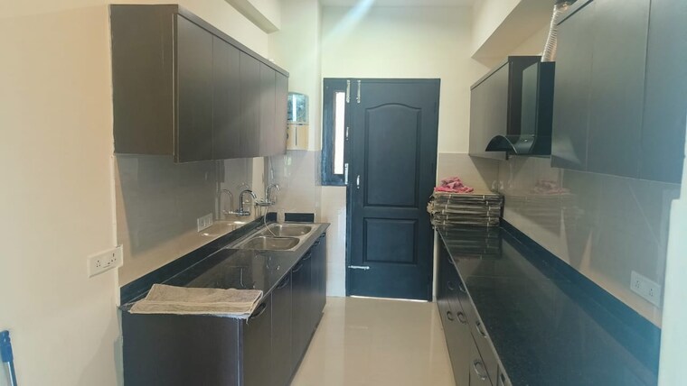 Kitchen, manohar-singh-palm-residency 3 Bedroom 1580 Sq.Ft. Builder Floor In North Mullanpur Chandigarh 9363848