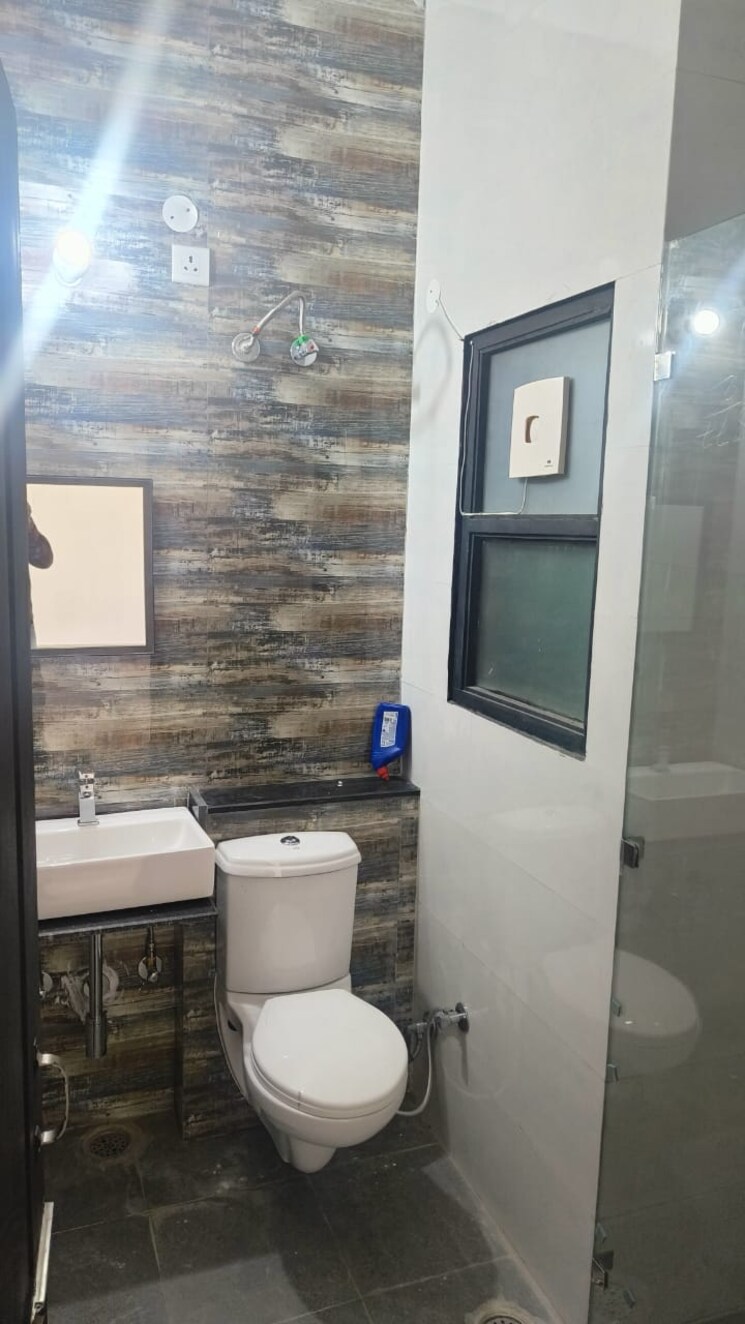 Bathroom, manohar-singh-palm-residency 3 Bedroom 1580 Sq.Ft. Builder Floor In North Mullanpur Chandigarh 9363848