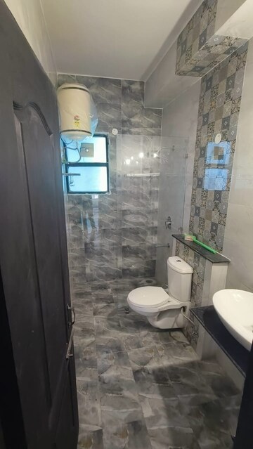 Bathroom in 3 BHK Builder Floor at Manohar Singh Palm Residency, North Mullanpur – for Rent