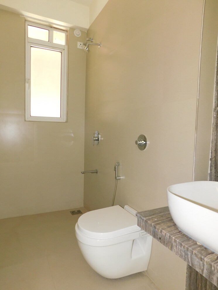 Bathroom, metropolis-rivera 2 Bedroom 581 Sq.Ft. Apartment In Kasarvadavali Thane 9363850