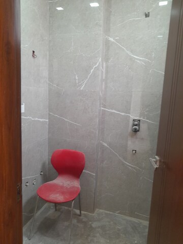 Bathroom in 3 BHK Builder Floor at Rohini Sector 11 – for Sale