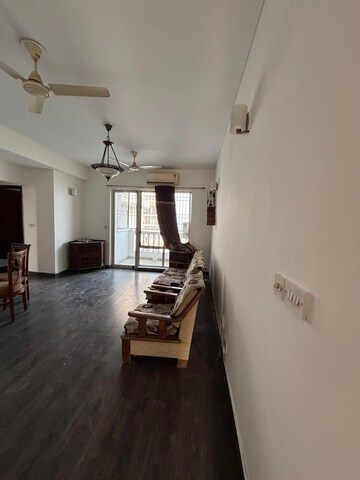 Living Room in 2 BHK Apartment at DLF Regency Park I, Dlf Phase iv – for Rent