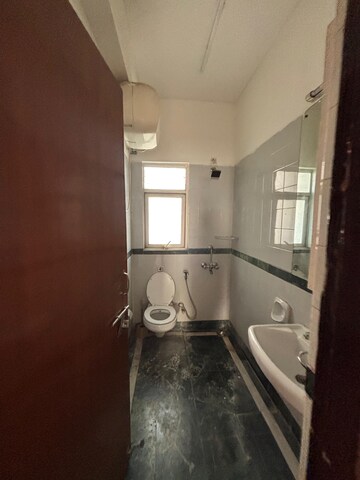 Kitchen in 2 BHK Apartment at DLF Regency Park I, Dlf Phase iv – for Rent