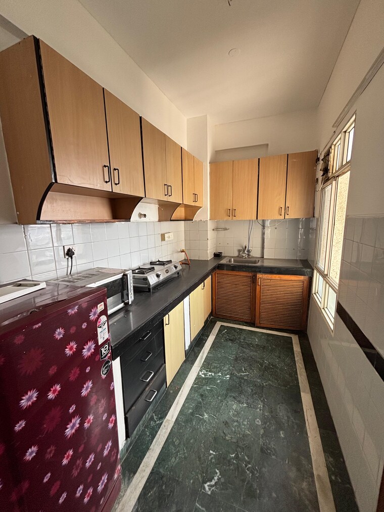 Kitchen, dlf-regency-park-i 2 Bedroom 1150 Sq.Ft. Apartment In Dlf Phase iv Gurgaon 9363844