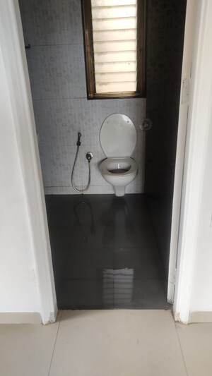 Bathroom in 2 BHK Apartment at Lodha Aqua, Mira Road – for Rent