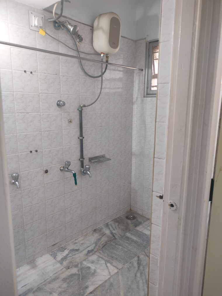 Bathroom, amba-nagari 1 Bedroom 680 Sq.Ft. Apartment In Dhanori Pune 9363879