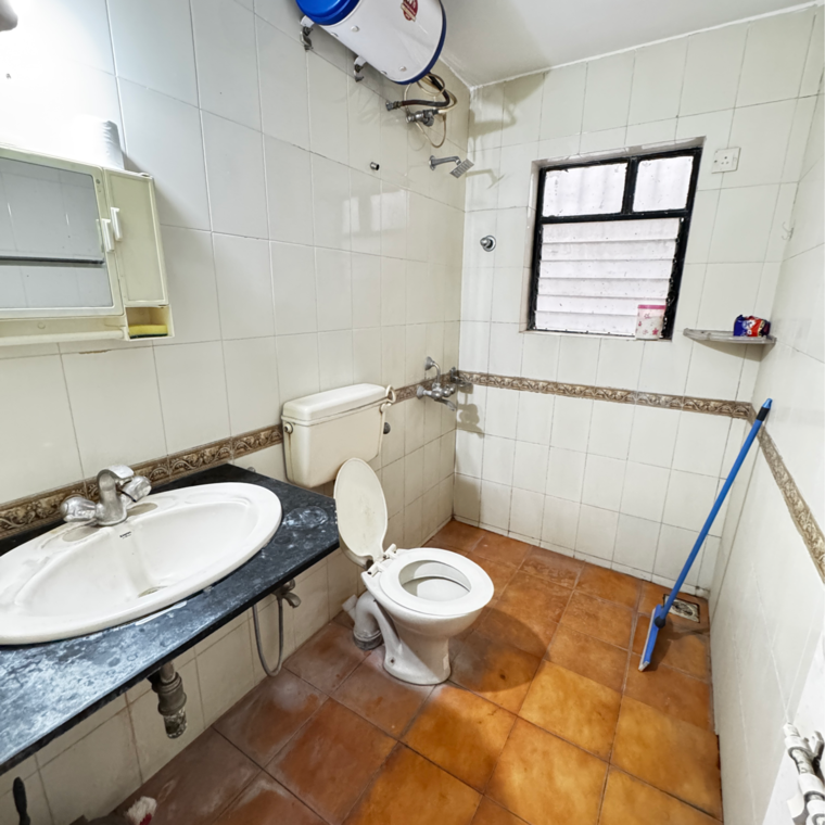 Bathroom, rahul-chs-koregaon-park 1 Bedroom 670 Sq.Ft. Apartment In Koregaon Pune 9363891