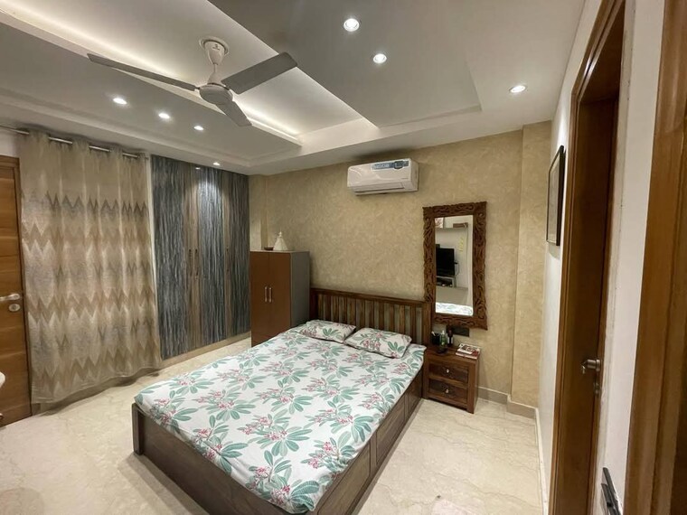 Bedroom, palam vihar 3 Bedroom 1800 Sq.Ft. Builder Floor In Palam Vihar Gurgaon 9363901