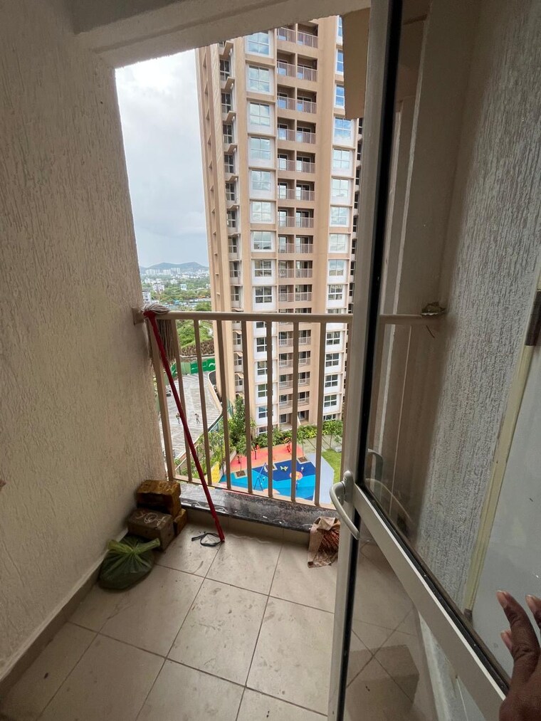 Balcony, godrej-green-vistas 3 Bedroom 815 Sq.Ft. Apartment In Mahalunge Pune 9363978