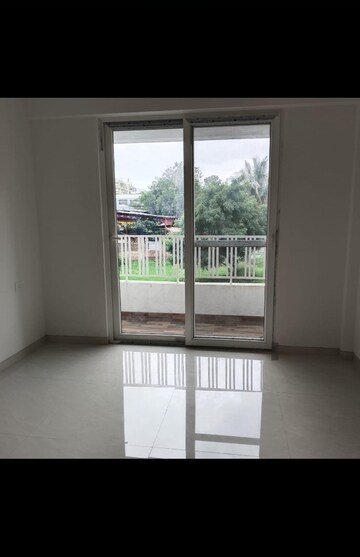 Room in 3 BHK Apartment at Nigdi – for Rent