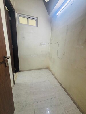 Bathroom in 3.5 BHK Apartment at Sheth Auris Serenity Tower 2, Malad West – for Rent