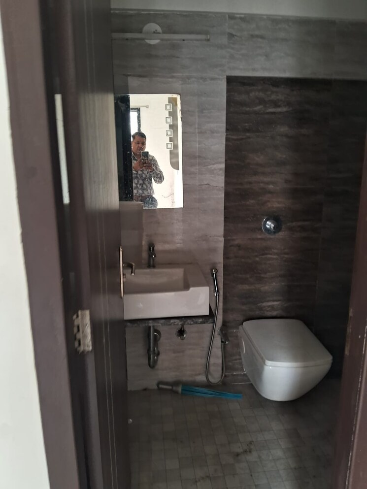Bathroom, regency-anantam 1 Bedroom 431 Sq.Ft. Apartment In Dombivli East Thane 9364004