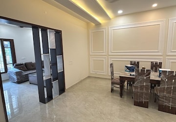 4 BHK Builder Floor For Rent in Omaxe Silver Birch, North Mullanpur