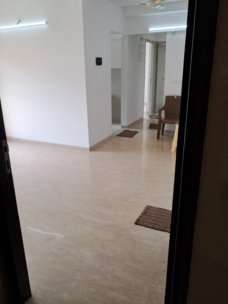 Room, satguru-florence 2 Bedroom 661 Sq.Ft. Apartment In Kasarvadavali Thane 9364037