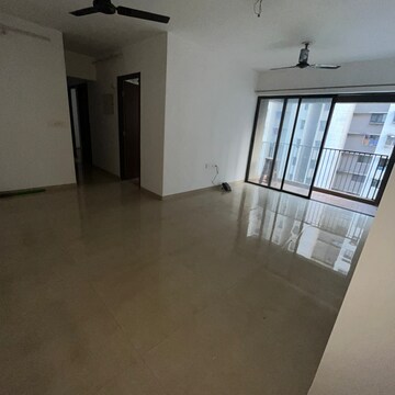 Room in 2.5 BHK Apartment at Lodha Palava Clara A To D and D1, Taloja Bypass Road – for Rent