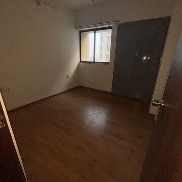 Room in 2.5 BHK Apartment at Lodha Palava Clara A To D and D1, Taloja Bypass Road – for Rent