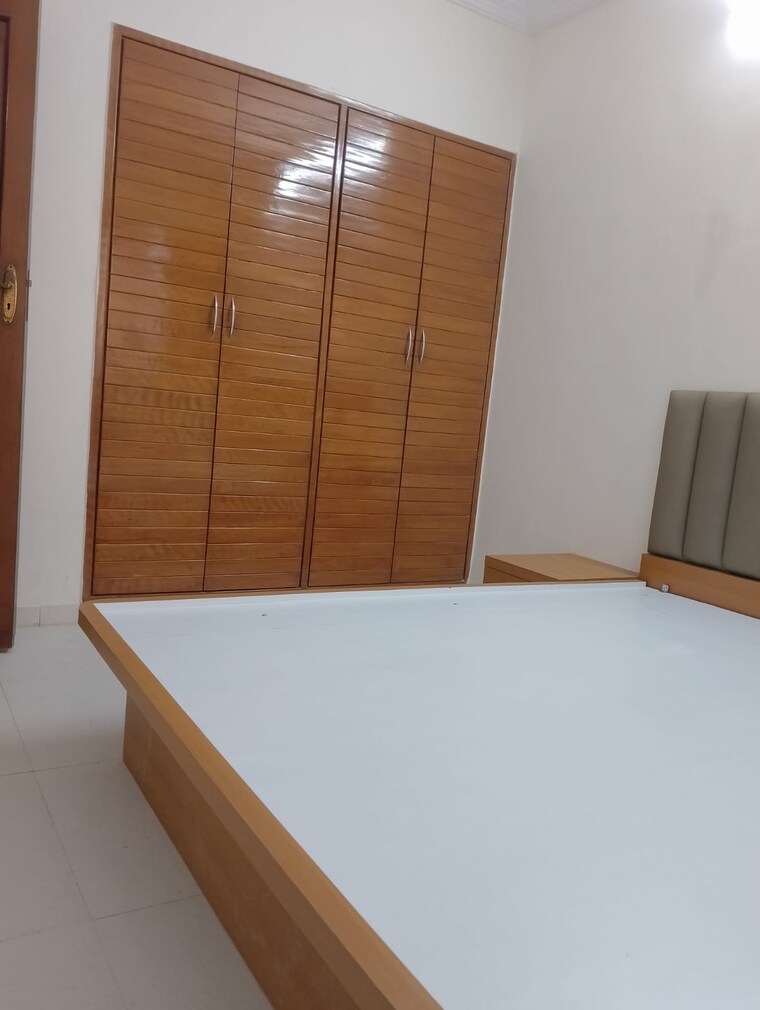 Room, prestige-residency-thane 1 Bedroom 552 Sq.Ft. Apartment In Ghodbunder Road Thane 9364086