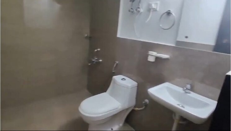 Bathroom, suncity-avenue-76 2 Bedroom 735 Sq.Ft. Apartment In Sector 76 Gurgaon 9364099