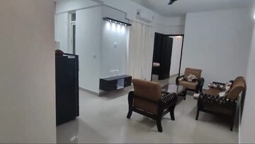 Team Area in 2 BHK Apartment at Suncity Avenue 76, Sector 76 – for Rent
