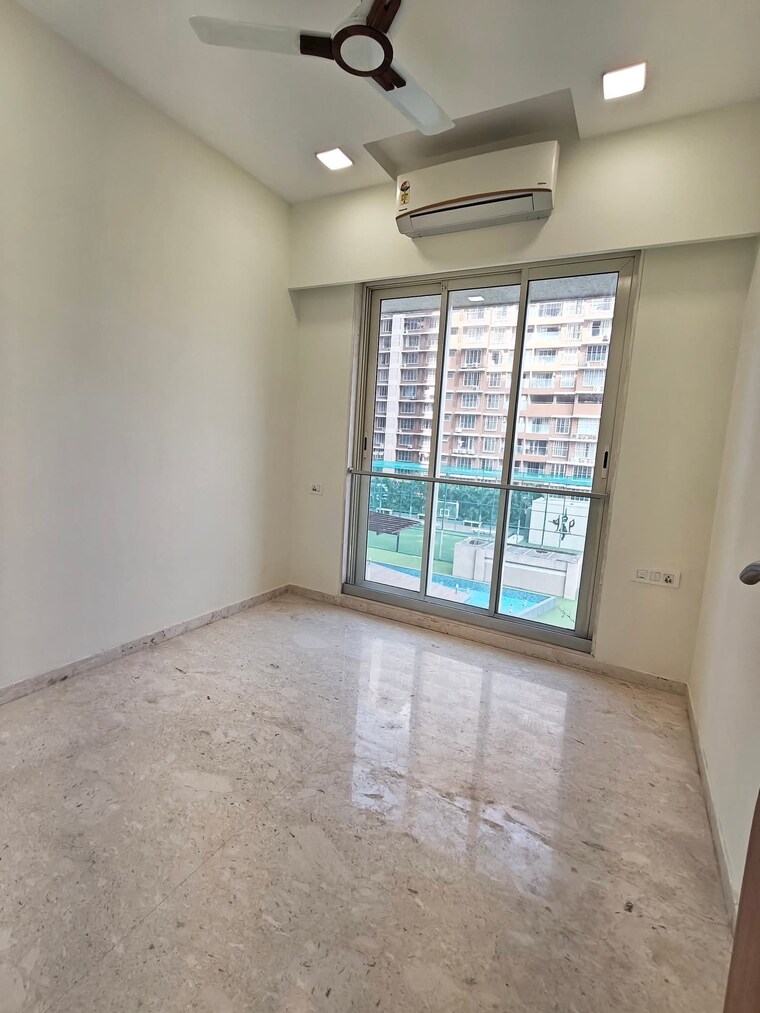 Room, ekta-tripolis 2 Bedroom 775 Sq.Ft. Apartment In Goregaon West Mumbai 9364106