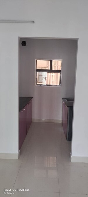 Room in 3 BHK Apartment at DTC Southern Heights, Joka – for Rent