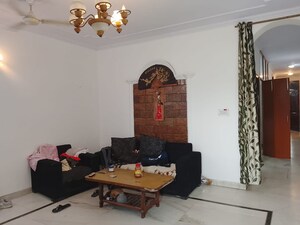 3 BHK Builder Floor For Rent in Malviya Nagar